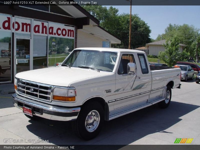 Oxford White / Prairie Tan 1997 Ford F250 XLT Extended Cab