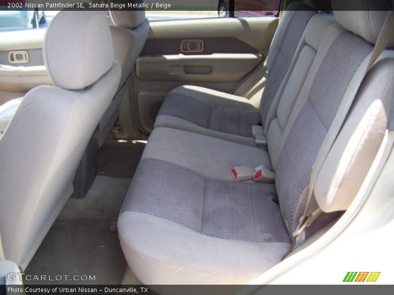 Sahara Beige Metallic / Beige 2002 Nissan Pathfinder SE