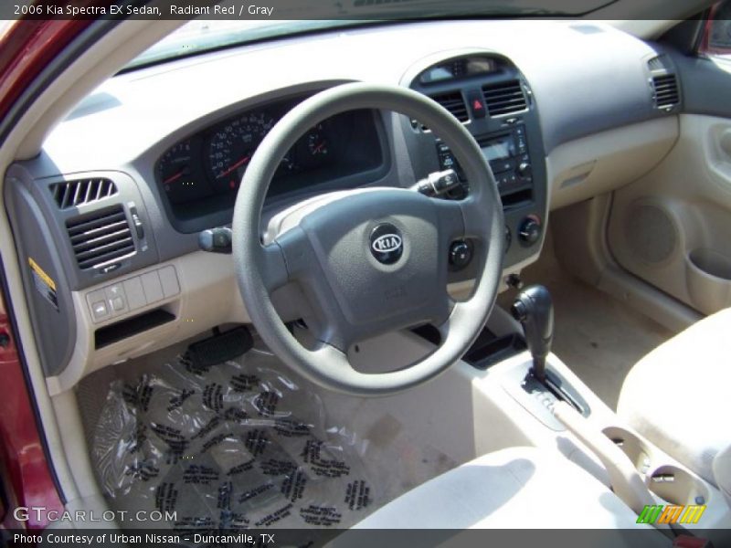 Radiant Red / Gray 2006 Kia Spectra EX Sedan