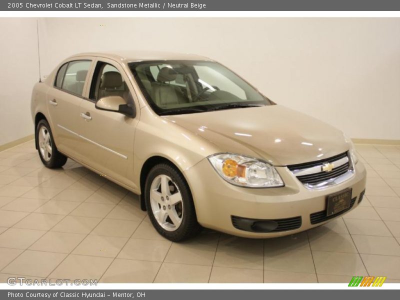 Sandstone Metallic / Neutral Beige 2005 Chevrolet Cobalt LT Sedan