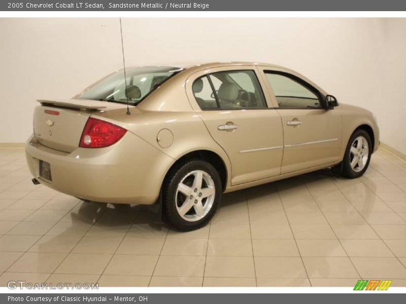 Sandstone Metallic / Neutral Beige 2005 Chevrolet Cobalt LT Sedan