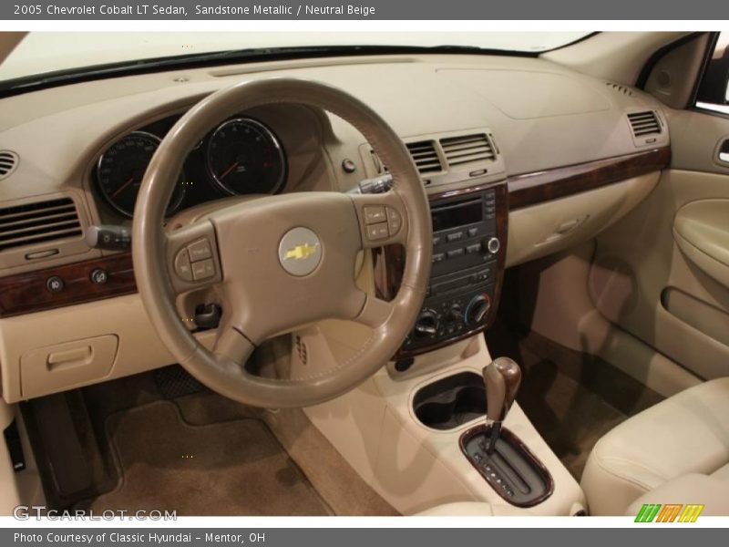 Sandstone Metallic / Neutral Beige 2005 Chevrolet Cobalt LT Sedan