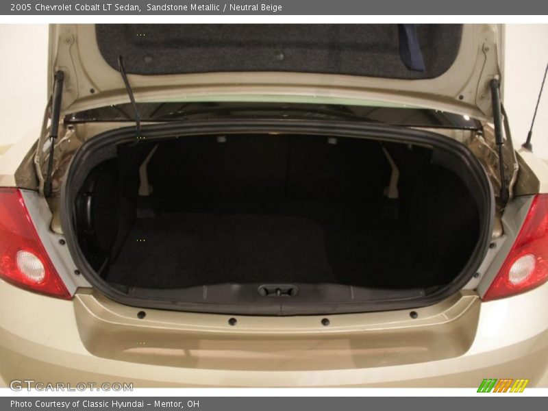 Sandstone Metallic / Neutral Beige 2005 Chevrolet Cobalt LT Sedan