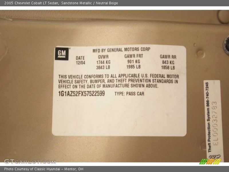 Sandstone Metallic / Neutral Beige 2005 Chevrolet Cobalt LT Sedan