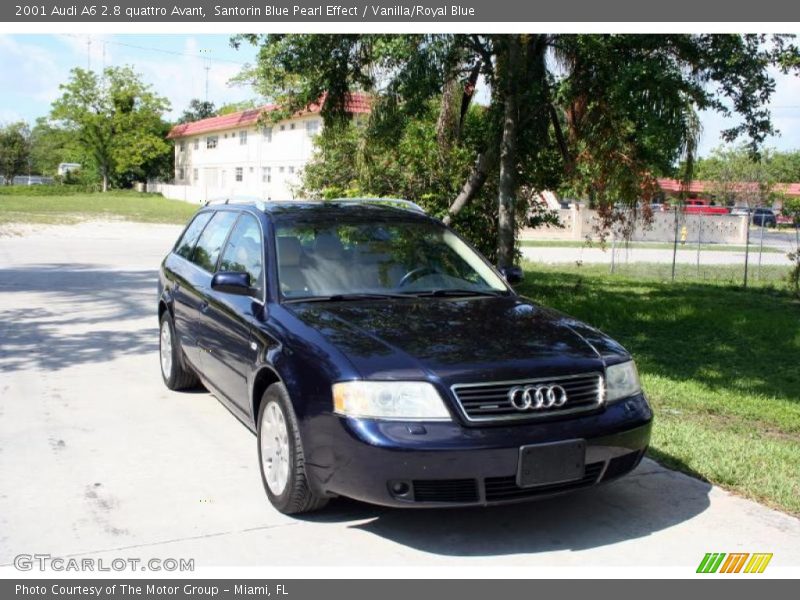 Santorin Blue Pearl Effect / Vanilla/Royal Blue 2001 Audi A6 2.8 quattro Avant