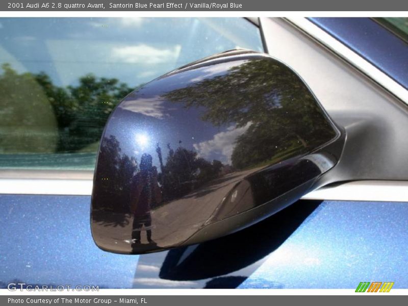 Santorin Blue Pearl Effect / Vanilla/Royal Blue 2001 Audi A6 2.8 quattro Avant