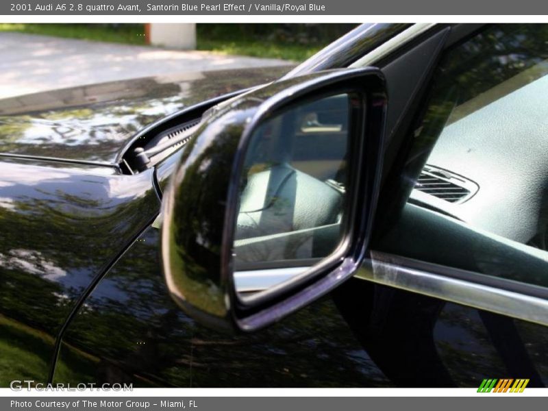 Santorin Blue Pearl Effect / Vanilla/Royal Blue 2001 Audi A6 2.8 quattro Avant