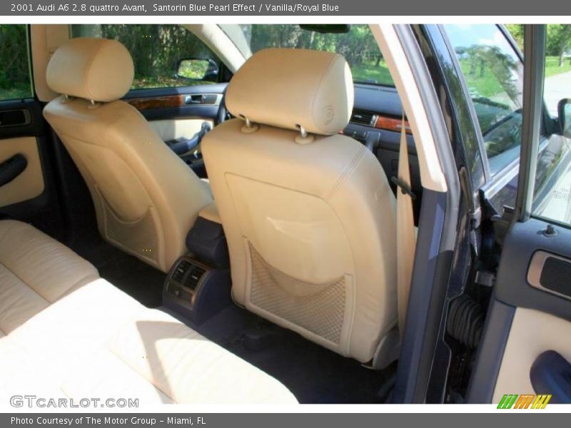 Santorin Blue Pearl Effect / Vanilla/Royal Blue 2001 Audi A6 2.8 quattro Avant