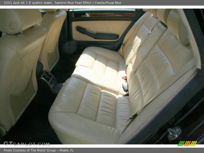 Santorin Blue Pearl Effect / Vanilla/Royal Blue 2001 Audi A6 2.8 quattro Avant