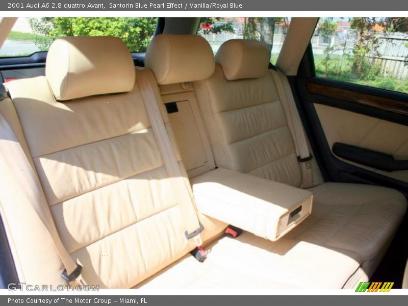 Santorin Blue Pearl Effect / Vanilla/Royal Blue 2001 Audi A6 2.8 quattro Avant