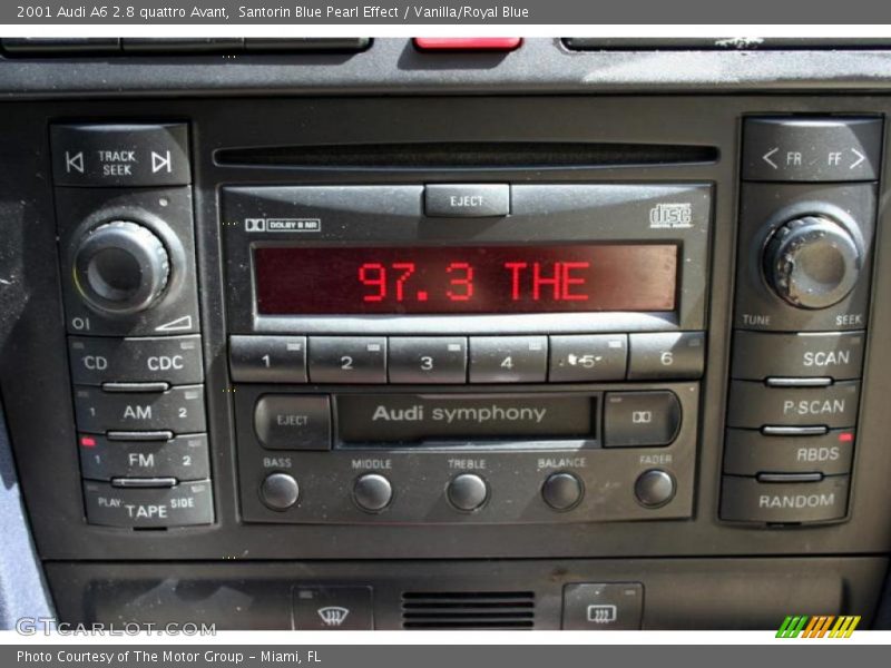 Santorin Blue Pearl Effect / Vanilla/Royal Blue 2001 Audi A6 2.8 quattro Avant