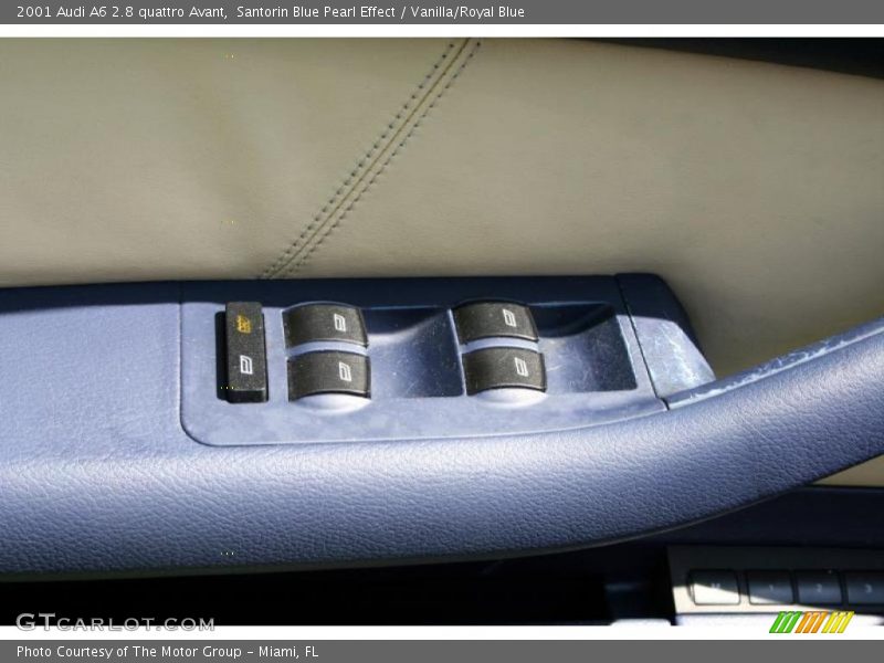 Santorin Blue Pearl Effect / Vanilla/Royal Blue 2001 Audi A6 2.8 quattro Avant