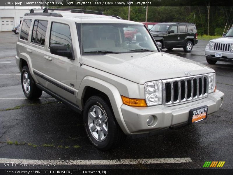 Light Graystone Pearl / Dark Khaki/Light Graystone 2007 Jeep Commander Sport 4x4