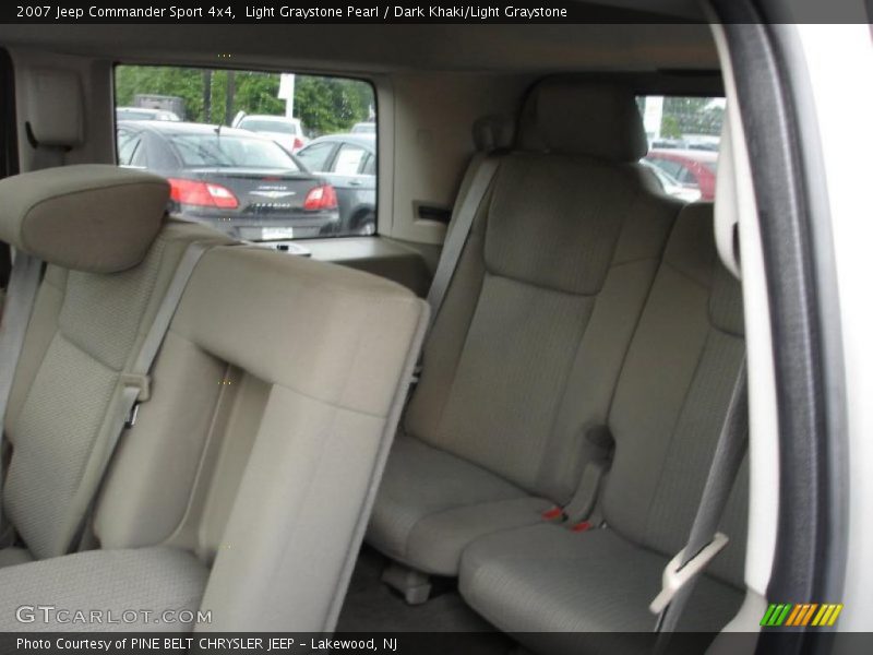 Light Graystone Pearl / Dark Khaki/Light Graystone 2007 Jeep Commander Sport 4x4