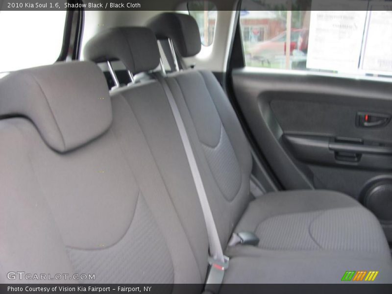 Shadow Black / Black Cloth 2010 Kia Soul 1.6