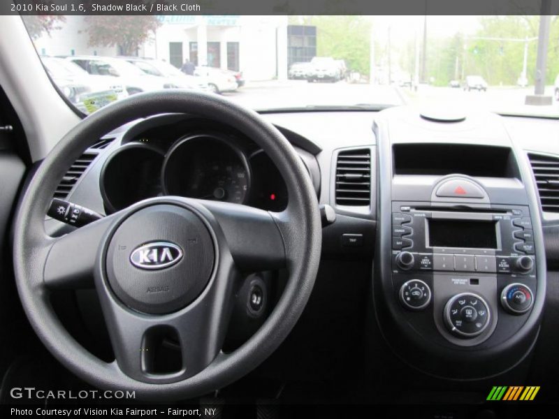 Shadow Black / Black Cloth 2010 Kia Soul 1.6