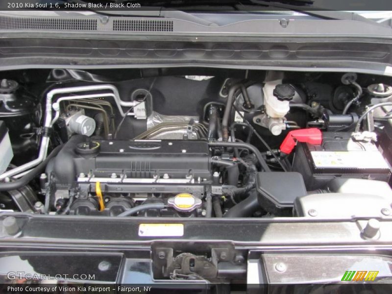 Shadow Black / Black Cloth 2010 Kia Soul 1.6