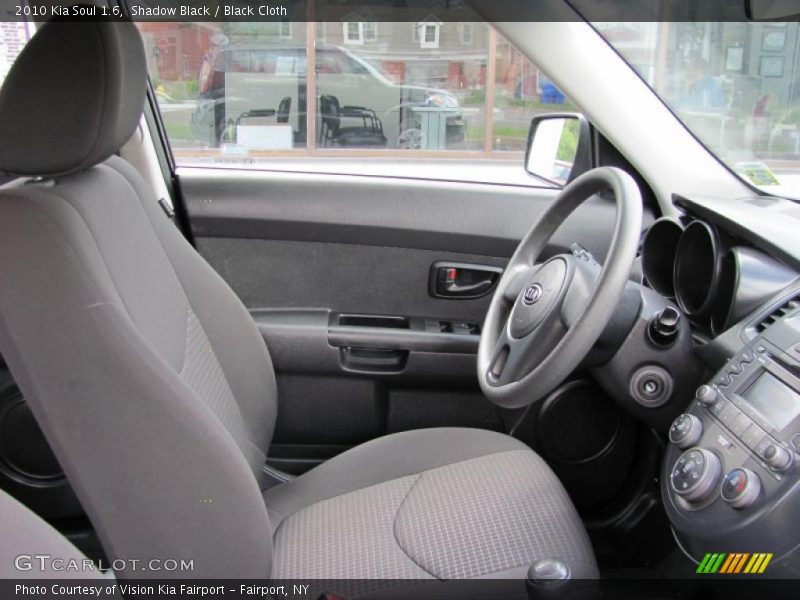 Shadow Black / Black Cloth 2010 Kia Soul 1.6