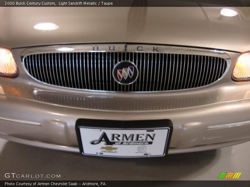 Light Sandrift Metallic / Taupe 2000 Buick Century Custom