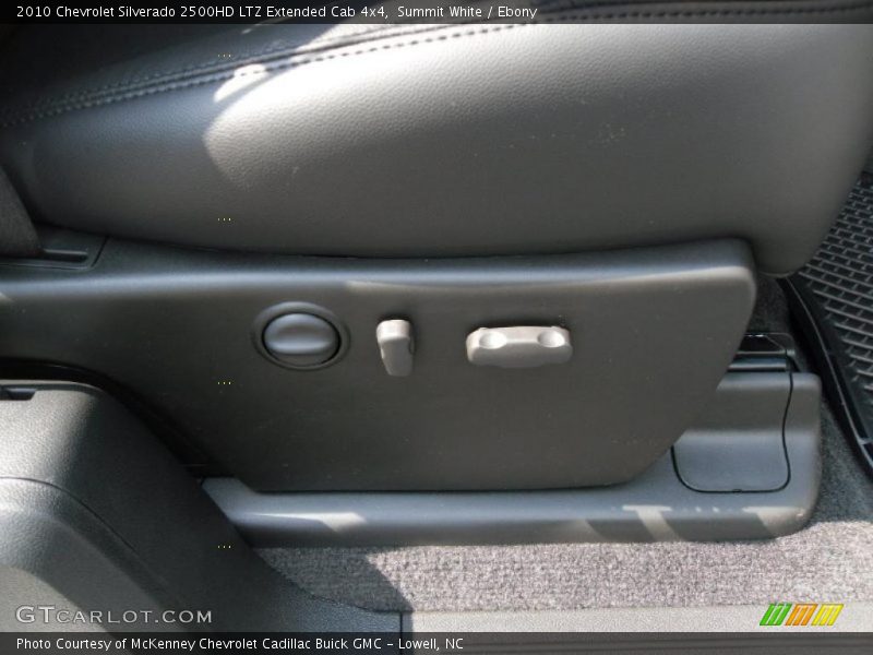 Summit White / Ebony 2010 Chevrolet Silverado 2500HD LTZ Extended Cab 4x4
