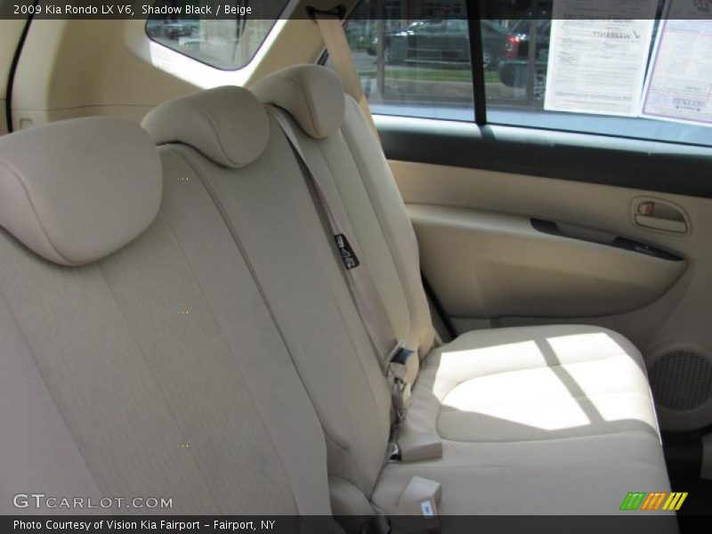 Shadow Black / Beige 2009 Kia Rondo LX V6