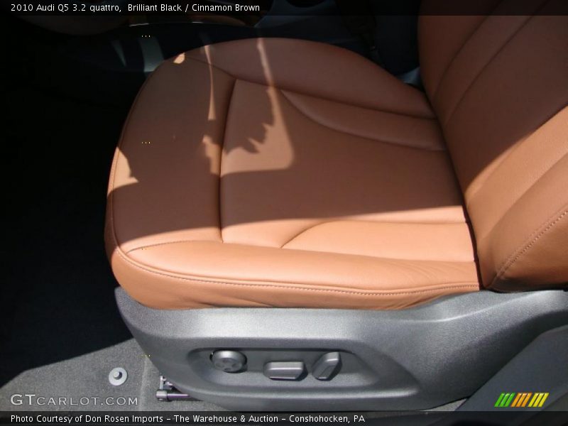Brilliant Black / Cinnamon Brown 2010 Audi Q5 3.2 quattro