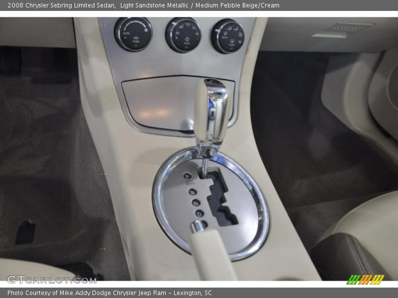 Light Sandstone Metallic / Medium Pebble Beige/Cream 2008 Chrysler Sebring Limited Sedan