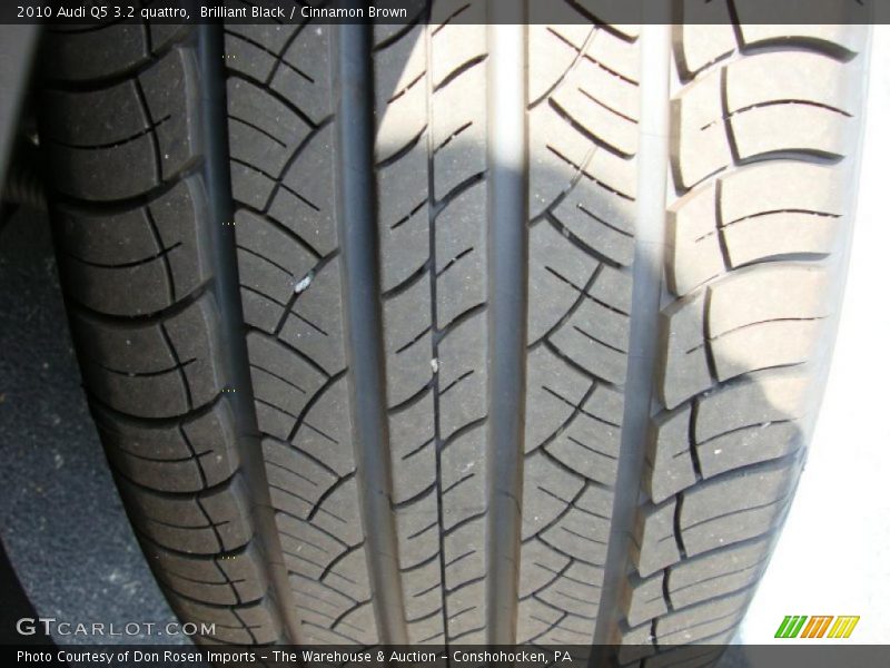 Brilliant Black / Cinnamon Brown 2010 Audi Q5 3.2 quattro