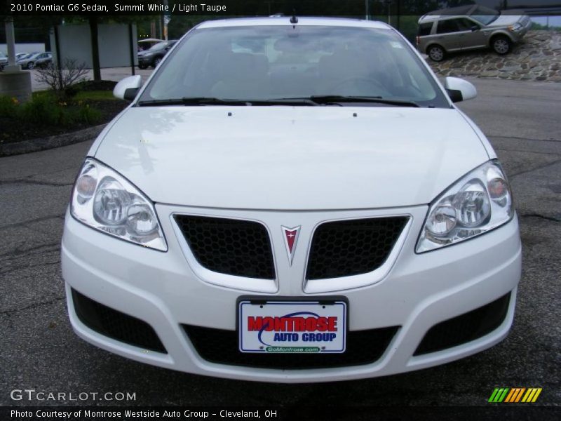 Summit White / Light Taupe 2010 Pontiac G6 Sedan