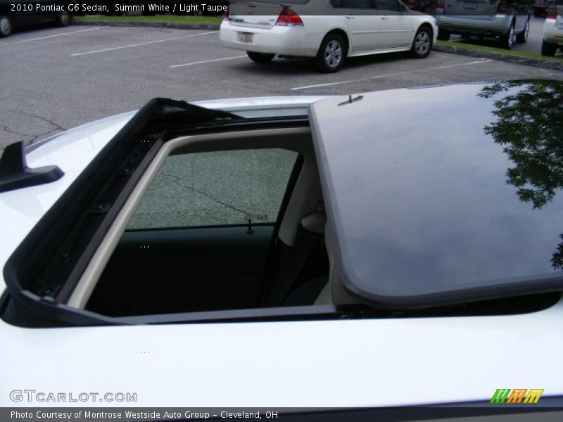 Summit White / Light Taupe 2010 Pontiac G6 Sedan