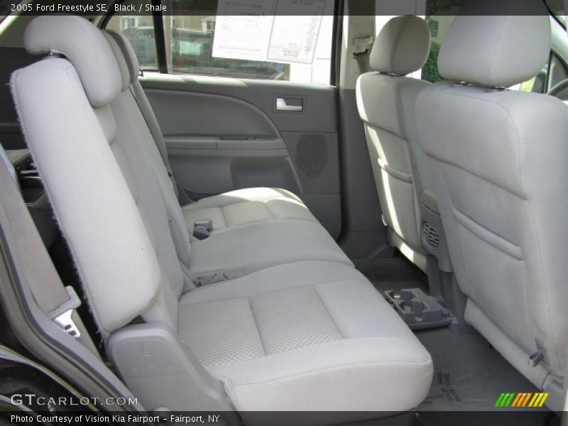 Black / Shale 2005 Ford Freestyle SE