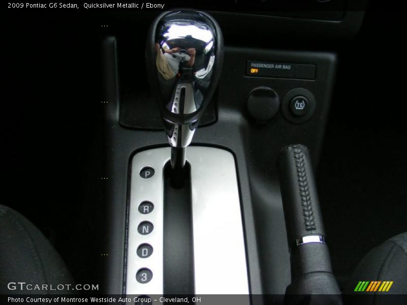 Quicksilver Metallic / Ebony 2009 Pontiac G6 Sedan