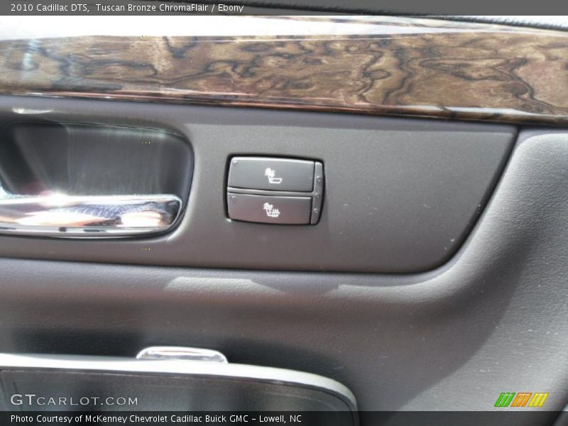 Tuscan Bronze ChromaFlair / Ebony 2010 Cadillac DTS
