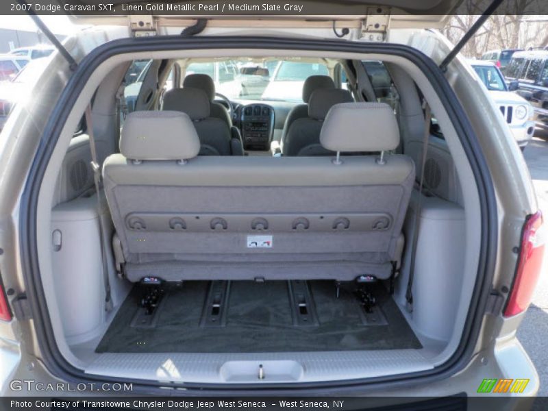 Linen Gold Metallic Pearl / Medium Slate Gray 2007 Dodge Caravan SXT