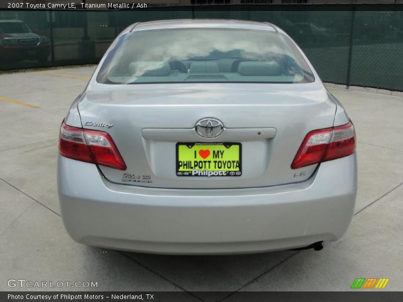 Titanium Metallic / Ash 2007 Toyota Camry LE