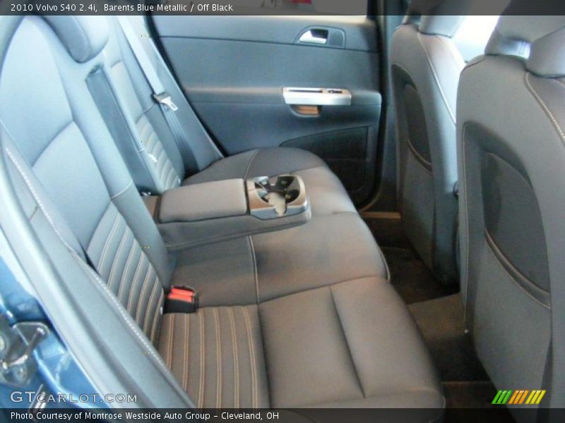 Barents Blue Metallic / Off Black 2010 Volvo S40 2.4i