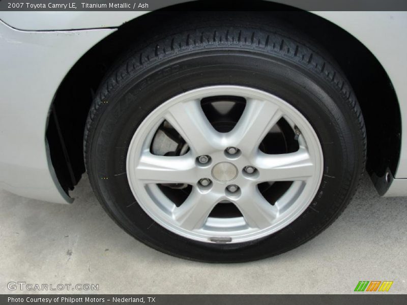 Titanium Metallic / Ash 2007 Toyota Camry LE