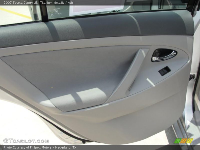 Titanium Metallic / Ash 2007 Toyota Camry LE