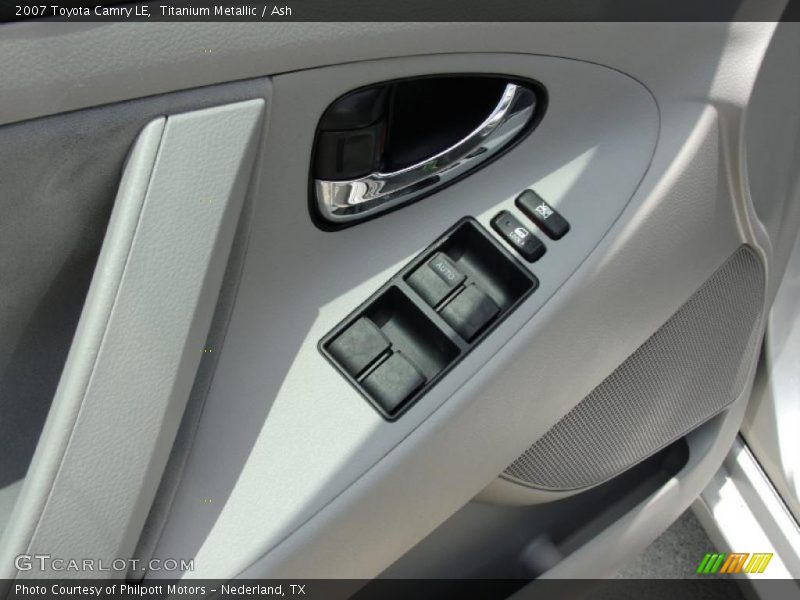 Titanium Metallic / Ash 2007 Toyota Camry LE