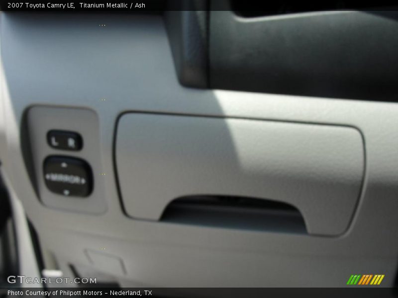 Titanium Metallic / Ash 2007 Toyota Camry LE
