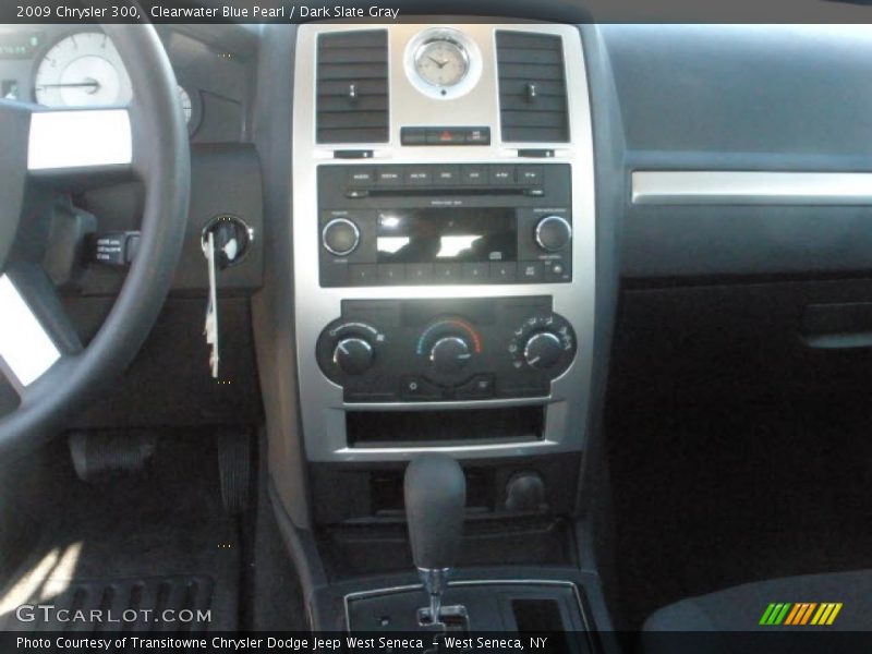 Clearwater Blue Pearl / Dark Slate Gray 2009 Chrysler 300