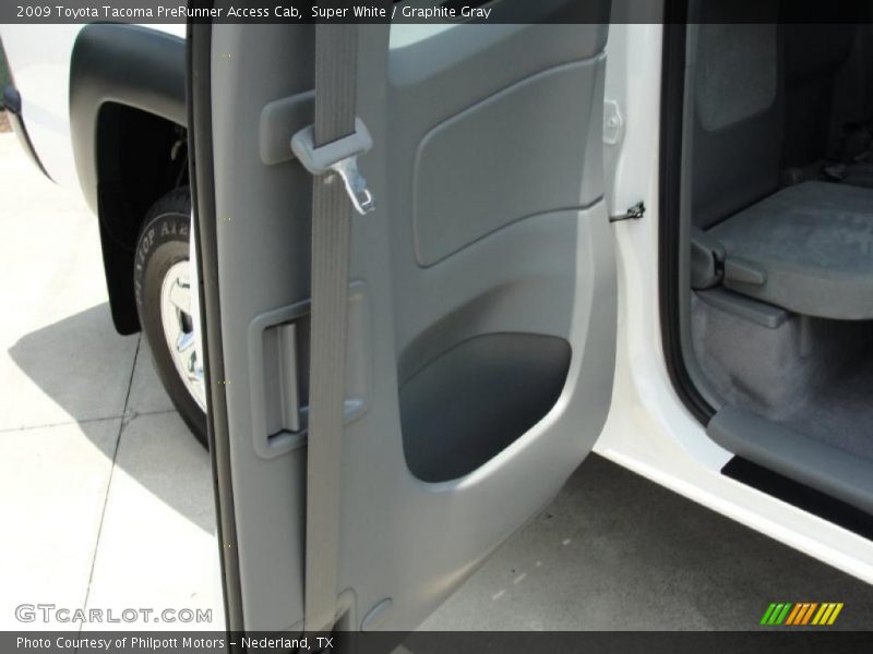 Super White / Graphite Gray 2009 Toyota Tacoma PreRunner Access Cab