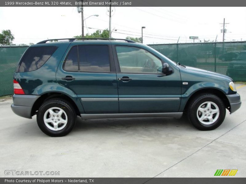 Brilliant Emerald Metallic / Sand 1999 Mercedes-Benz ML 320 4Matic