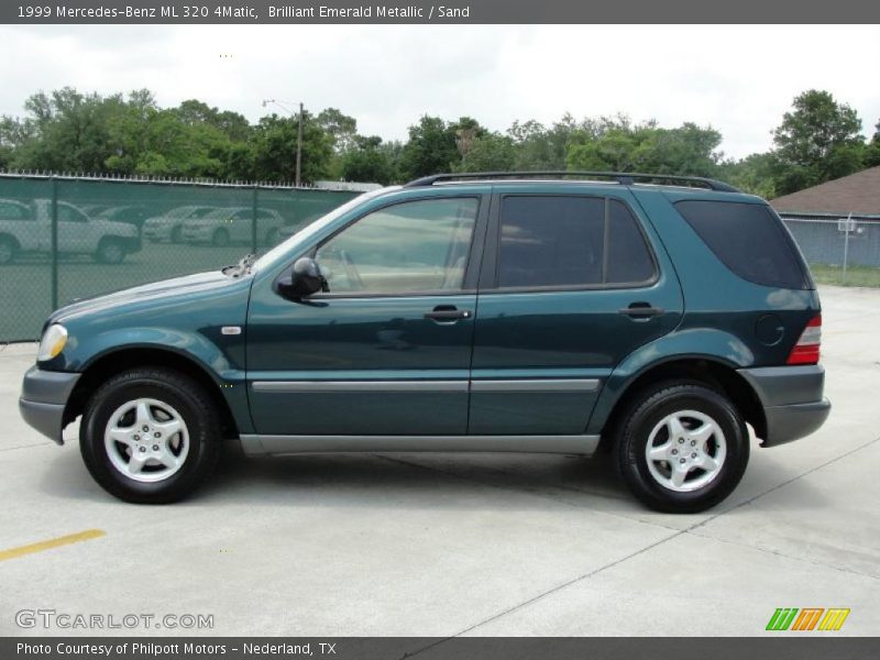 Brilliant Emerald Metallic / Sand 1999 Mercedes-Benz ML 320 4Matic