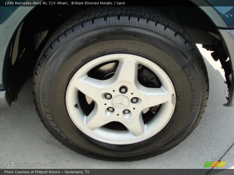 Brilliant Emerald Metallic / Sand 1999 Mercedes-Benz ML 320 4Matic