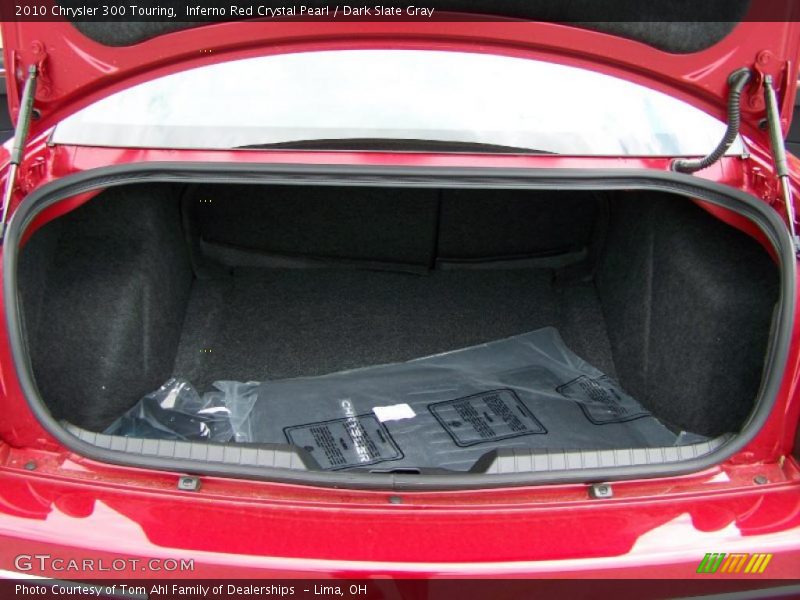 Inferno Red Crystal Pearl / Dark Slate Gray 2010 Chrysler 300 Touring