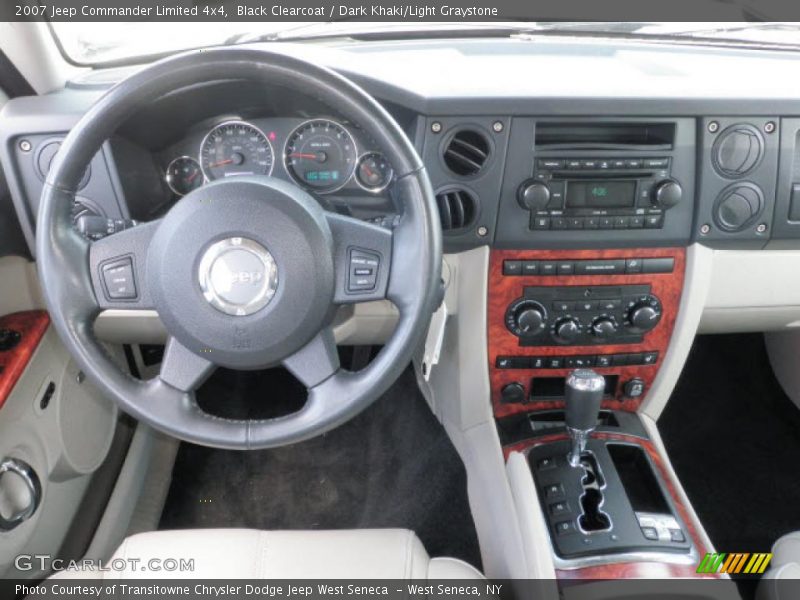 Black Clearcoat / Dark Khaki/Light Graystone 2007 Jeep Commander Limited 4x4