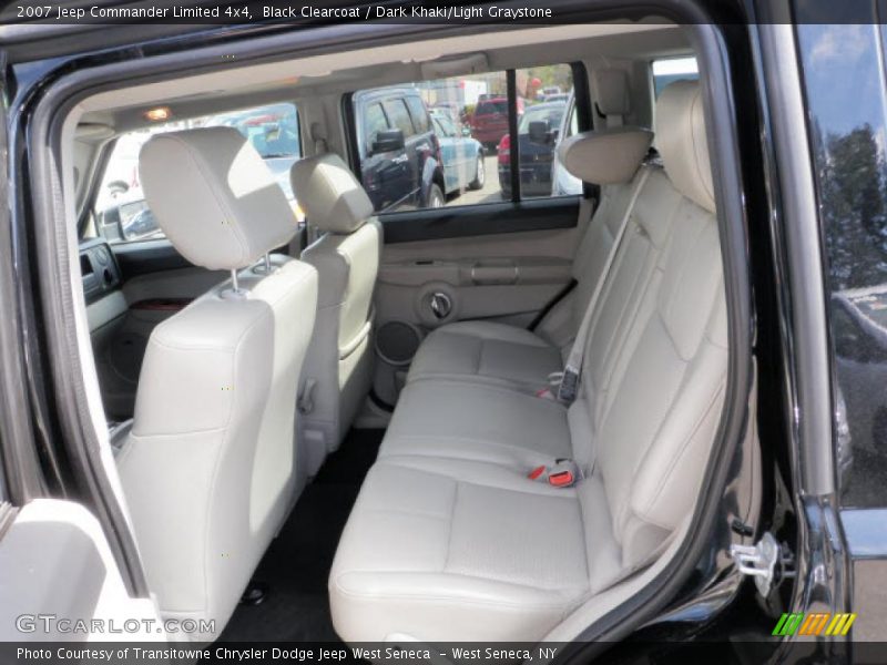 Black Clearcoat / Dark Khaki/Light Graystone 2007 Jeep Commander Limited 4x4