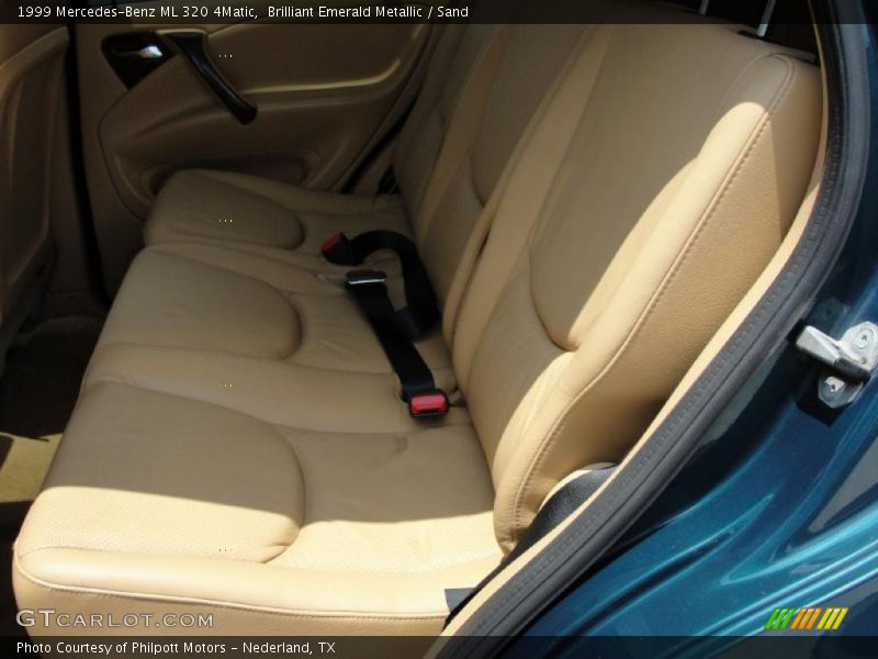 Brilliant Emerald Metallic / Sand 1999 Mercedes-Benz ML 320 4Matic