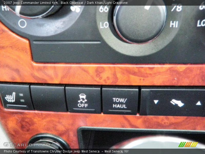 Black Clearcoat / Dark Khaki/Light Graystone 2007 Jeep Commander Limited 4x4